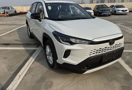 Продам Toyota Corolla Cross  НОВА 2026 2026 года в Черновцах