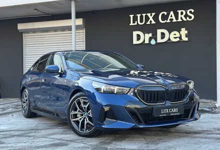 Продам BMW 540 i5 2024 года в Киеве