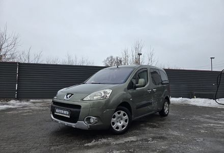 Продам Peugeot Partner пасс. 2009 года в Львове