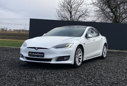 Продам Tesla Model S 2017 года в Луцке