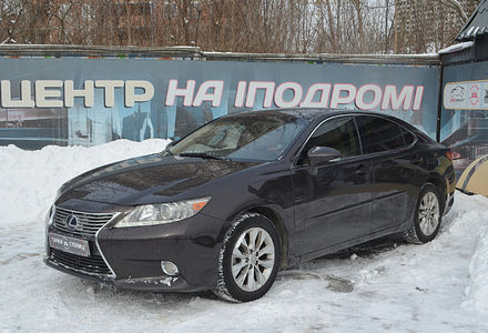 Продам Lexus ES 300 300h ECVT-i (205 к.с.) 2013 года в Киеве
