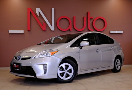 Продам Toyota Prius 2013 года в Одессе
