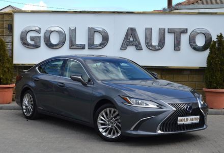 Продам Lexus ES 300 Hybrid 2019 года в Одессе