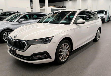 Продам Skoda Octavia 200 Style 4x4 рідна фарб v7325 2021 года в Луцке