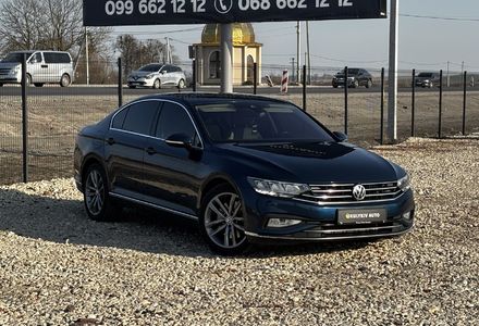 Продам Volkswagen Passat B8 240к.с 2020 года в Львове