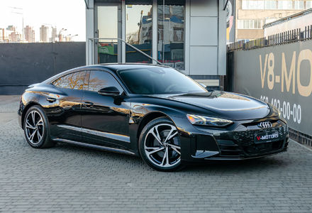 Продам Audi E-Tron GT QUATTRO 2022 года в Киеве