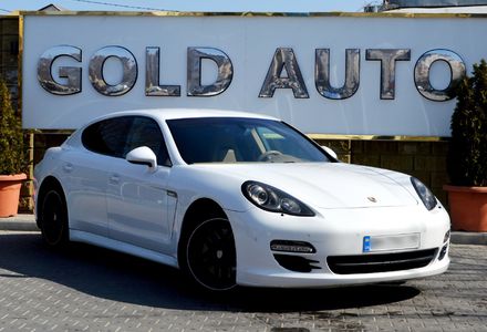 Продам Porsche Panamera 4S 2011 года в Одессе