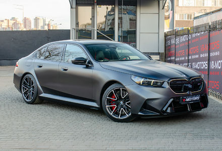 Продам BMW M5 Hybrid MXdrive 2024 года в Киеве