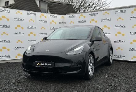 Продам Tesla Model Y 2022 года в Луцке