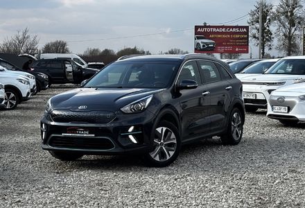 Продам Kia Niro 64 KW  2020 года в Львове