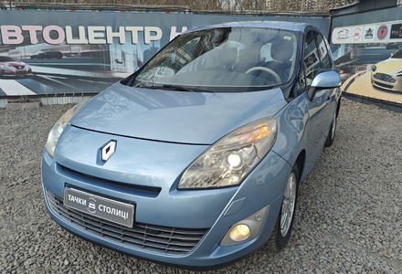 Продам Renault Grand Scenic 2.0 CVT (140 к.с.) 2010 года в Киеве
