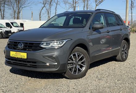 Продам Volkswagen Tiguan (2023) 2022 года в г. Умань, Черкасская область