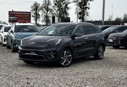 Продам Kia Niro 64квт Prestige 2020 года в Львове