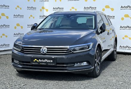 Продам Volkswagen Passat B8 2019 года в Луцке