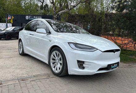 Продам Tesla Model X 90кв 2016 года в Черновцах
