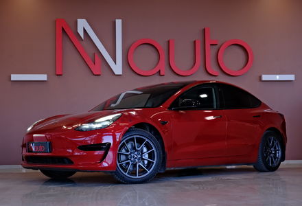 Продам Tesla Model 3 2021 года в Одессе