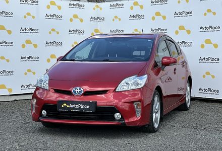 Продам Toyota Prius 2012 года в Луцке