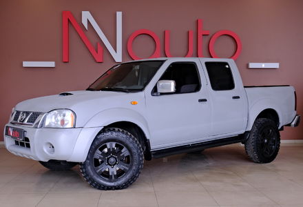 Продам Nissan Navara 2003 года в Одессе
