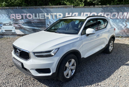 Продам Volvo XC60 2.0 AT (163 к.с.) 2019 года в Киеве