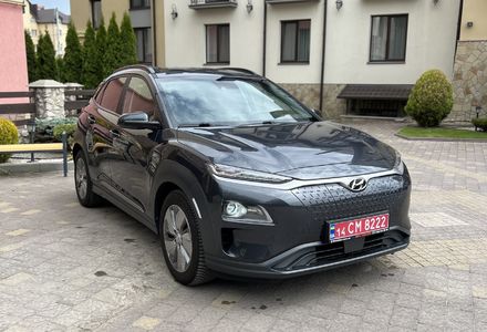 Продам Hyundai Kona Electro Premium 64 61000km 2021 года в Тернополе