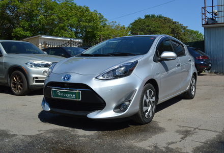 Продам Toyota Prius C Aqua Hybrid 2019 года в Одессе