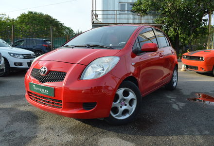 Продам Toyota Yaris 2006 года в Одессе