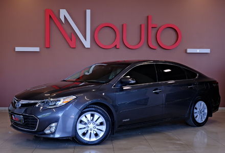 Продам Toyota Avalon 2013 года в Одессе