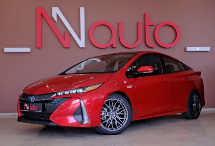 Продам Toyota Prius 2019 года в Одессе