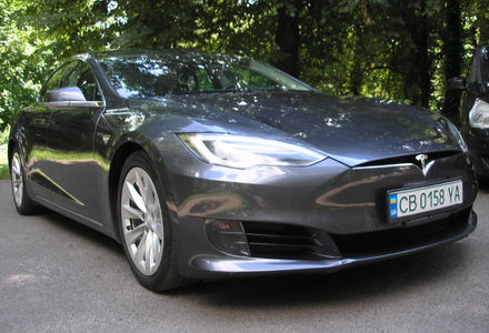 Продам Tesla Model S 75D 75 kWh Dual Motor  2017 года в г. Нежин, Черниговская область