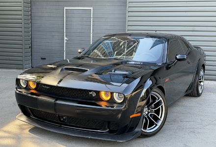 Продам Dodge Challenger R/T Scat Pack Widebody 2018 года в Киеве