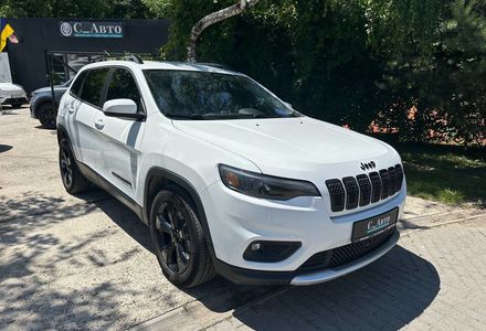 Продам Jeep Cherokee Latitude + 2020 года в Черновцах