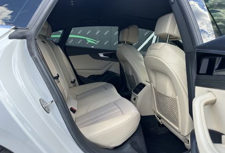 Продам Audi A5 S-Line Quattro 2020 года в Киеве
