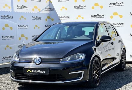 Продам Volkswagen e-Golf 2016 года в Луцке