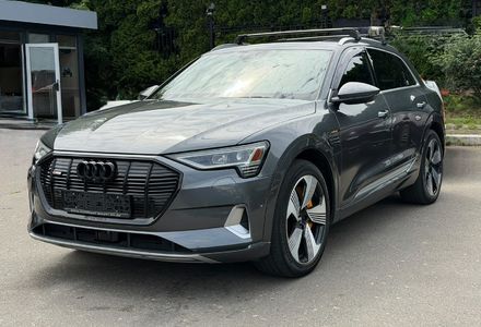 Продам Audi E-Tron 2019 года в Киеве
