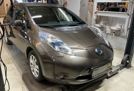 Продам Nissan Leaf 2017 года в Луцке
