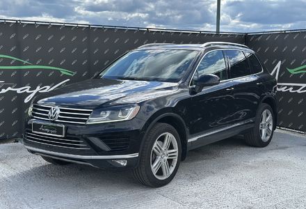Продам Volkswagen Touareg 3.0TDI 2015 года в Киеве