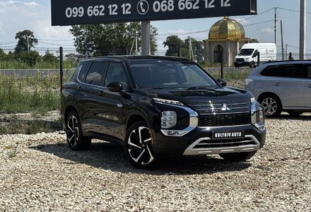 Продам Mitsubishi Outlander PLUG-IN HYBRID 2024 года в Львове