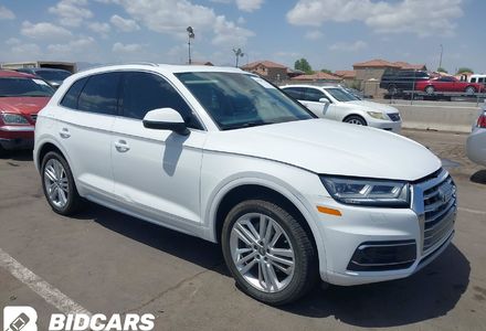 Продам Audi Q5 Premium/2.0T Tech Premium 5658 2018 года в Львове