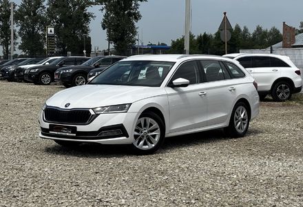 Продам Skoda Octavia A8 2022 года в Львове