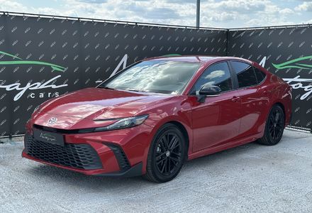 Продам Toyota Camry Se Hybrid 2024 года в Киеве