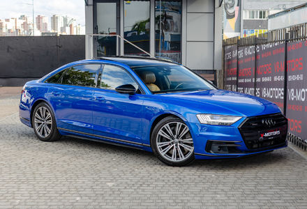 Продам Audi A8 Long 4.0T QUATTRO 2019 года в Киеве