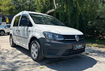 Продам Volkswagen Caddy пасс. 2016 года в Черновцах