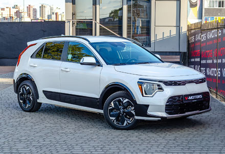 Продам Kia Niro EV 2023 года в Киеве