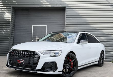 Продам Audi S8 Long Quattro 2023 года в Киеве
