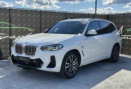 Продам BMW X3 Xdrive30e Plug in Hybrid 2021 года в Киеве