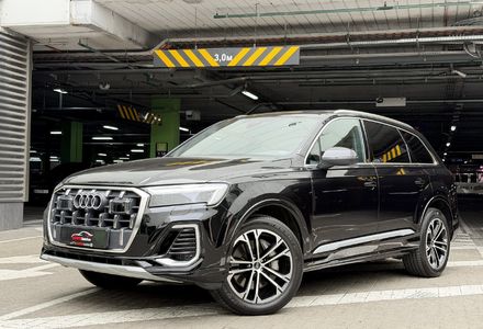 Продам Audi Q7 55 TFSi Quattro Premium Plus 2024 года в Киеве