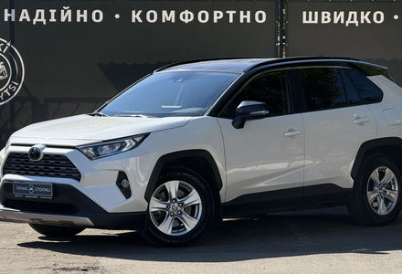 Продам Toyota Rav 4 2.0i CVT (173 к.с.) 2020 года в Киеве