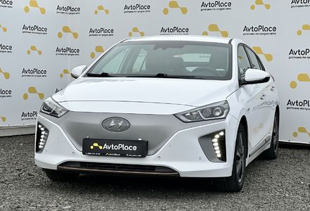 Продам Hyundai Ioniq 28 квт 2016 года в Луцке