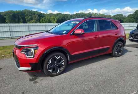 Продам Kia Niro 2024 года в Львове