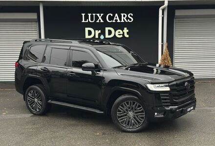 Продам Toyota Land Cruiser 300 Premium 3.3d 2021 року у Києві
